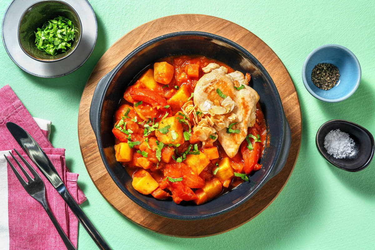 Tajine bel loz: guiso marroquí de pollo y almendras