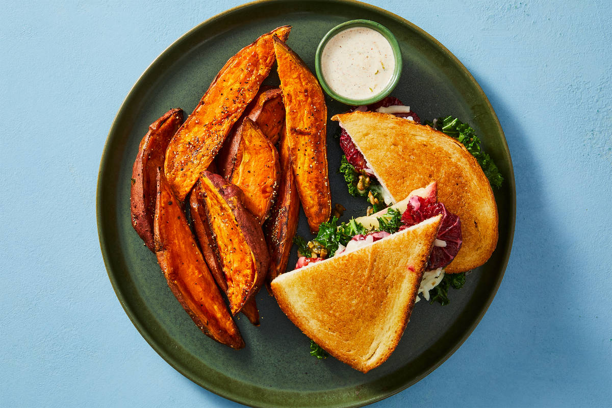 Grilled Cheese & Chicken with Pesto Kale