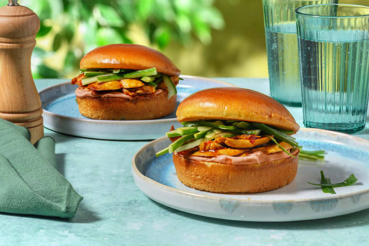 Broodje met sticky hoisin kip