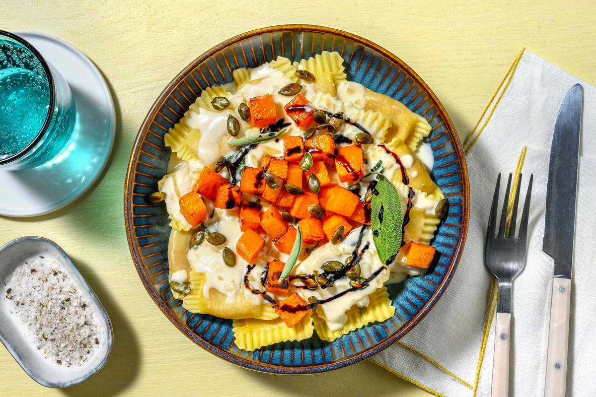 Ravioli ricotta-spinazie met pompoen en roomsaus