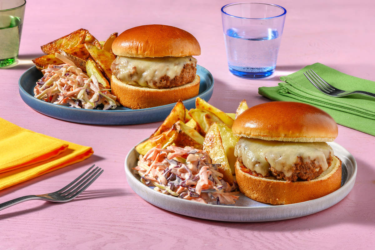 Family Favourite Cheddar Bacon Cheeseburger