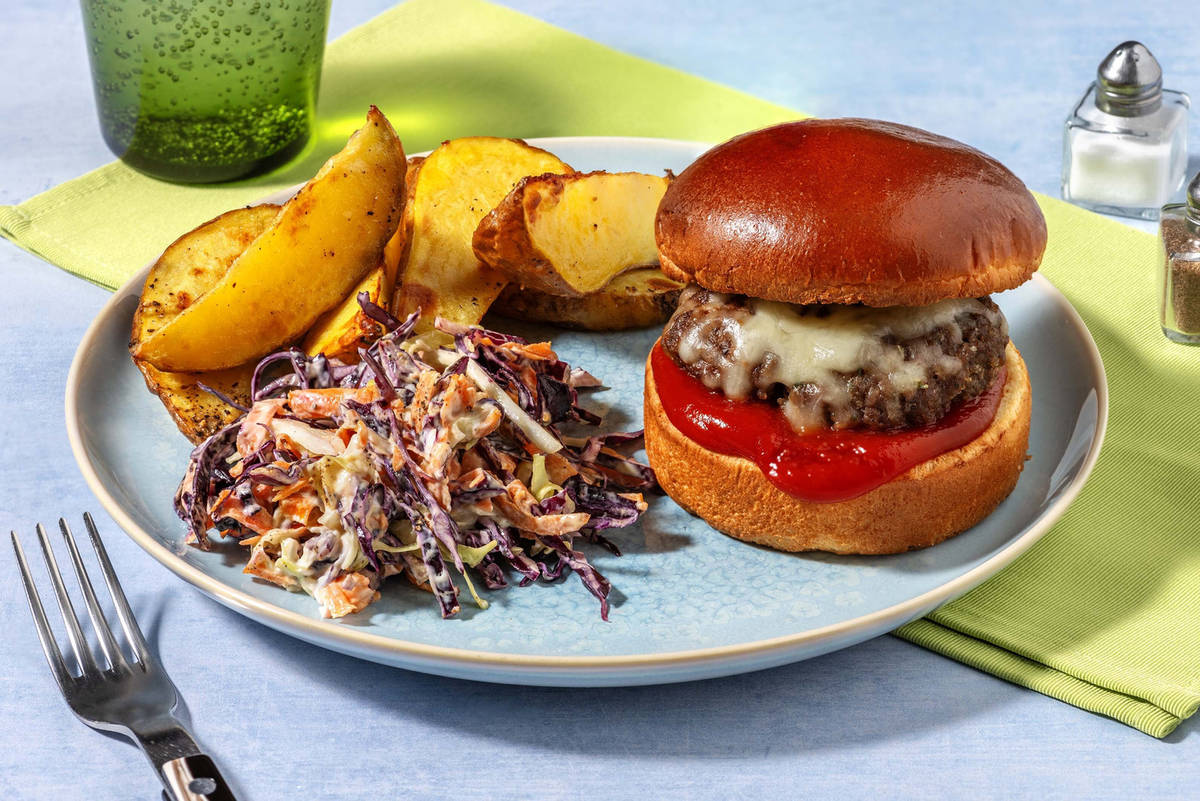 Family Favourite Bacon Cheddar Cheeseburger