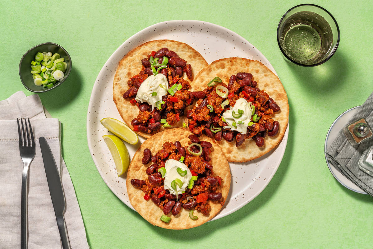 Tostadas mexicanas de ternera con frijoles