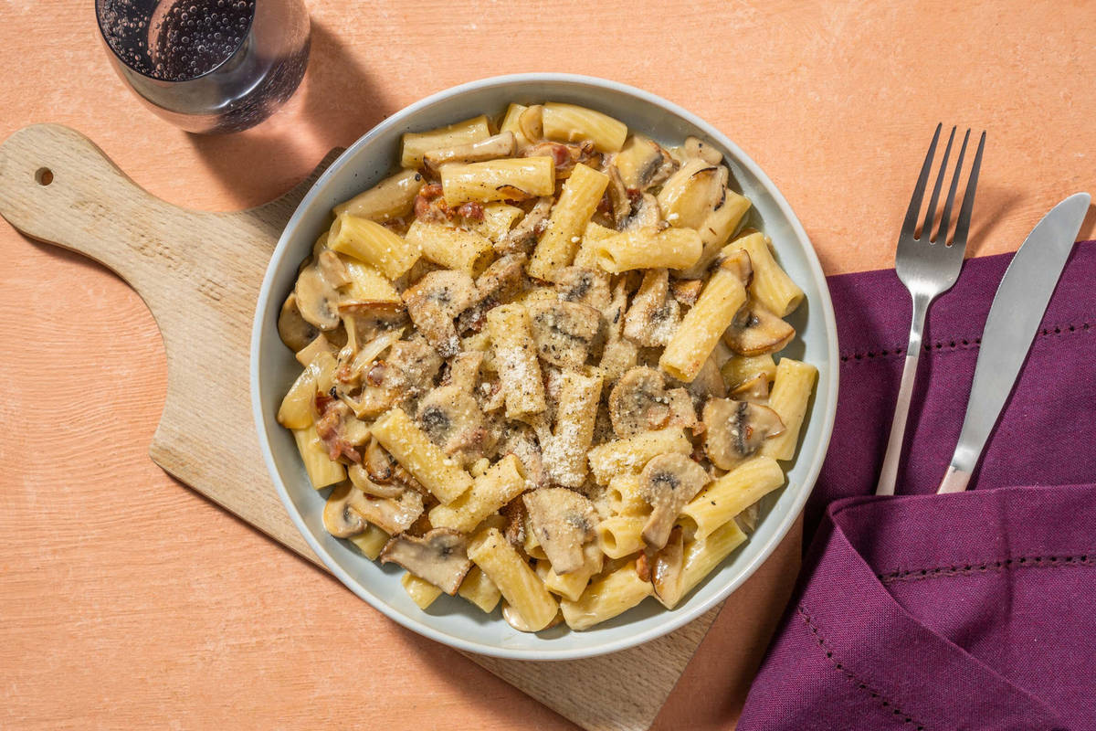 French Onion Style Bacon Rigatoni
