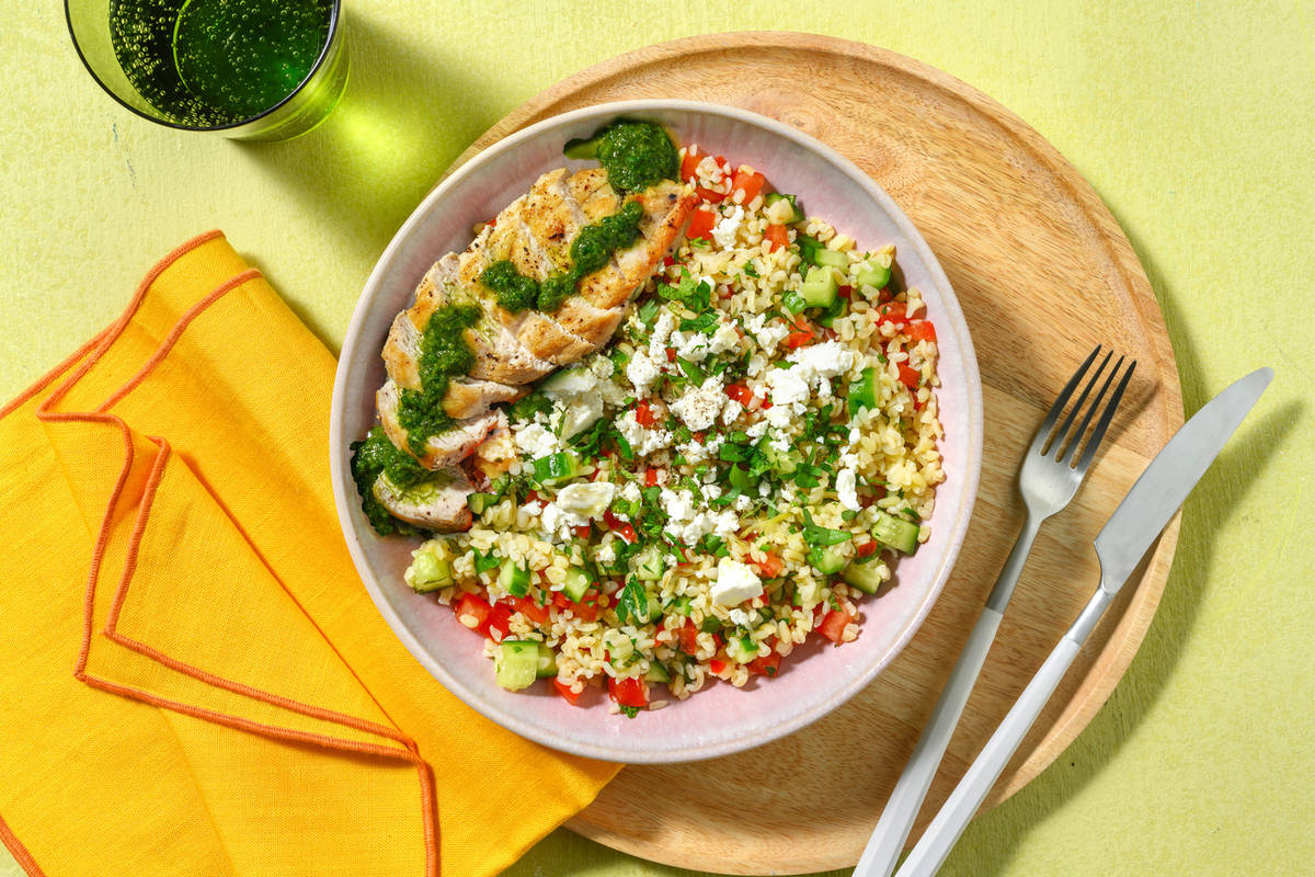 Tabulé de bulgur con extra de pollo al chimichurri