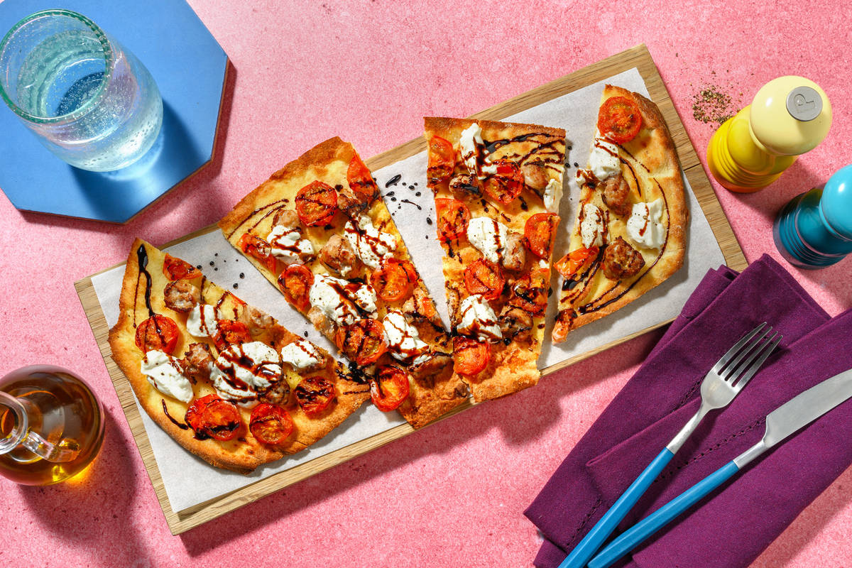 Pinsa bianca alla salsiccia e ricotta