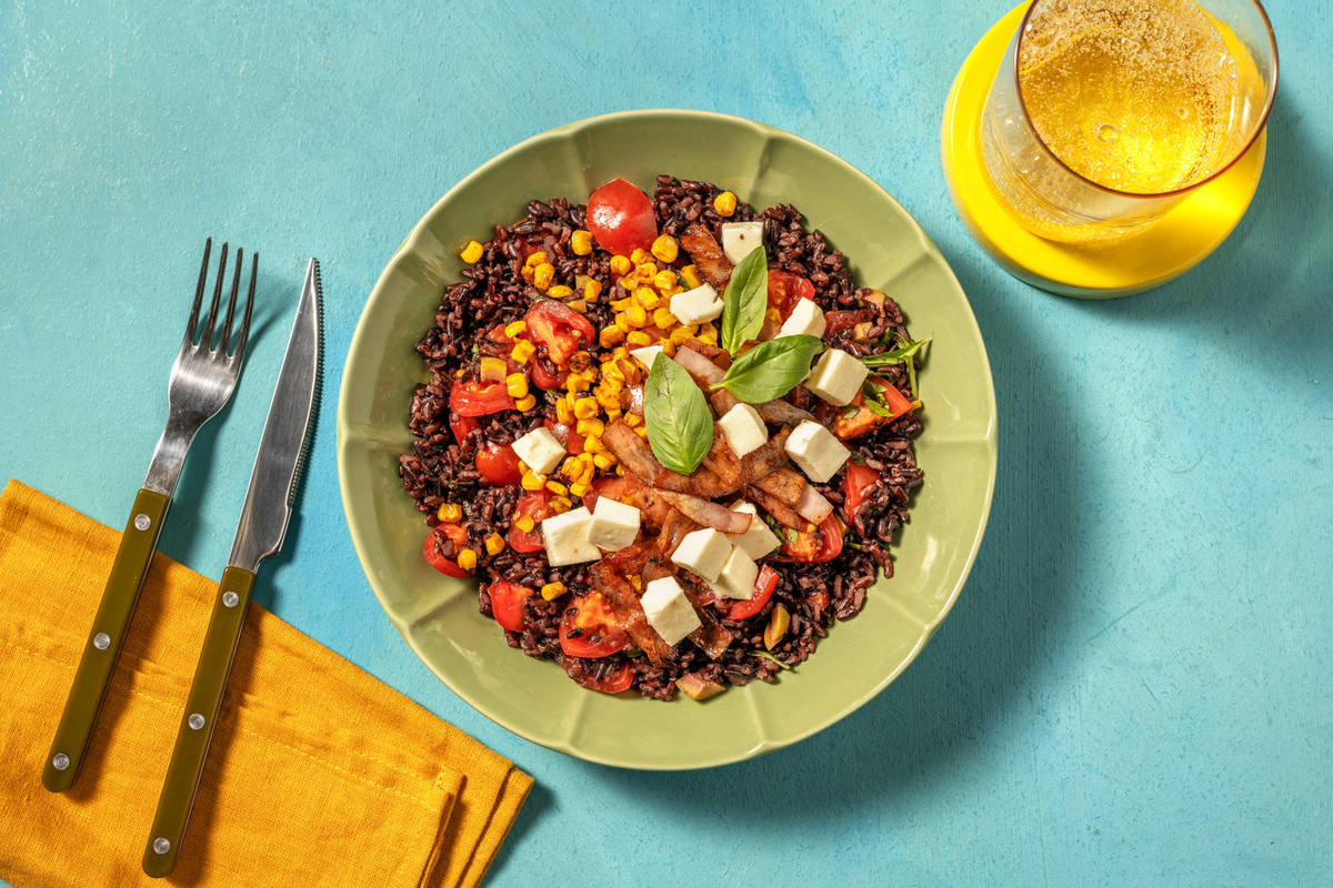 Insalata di riso nero, prosciutto e mozzarella