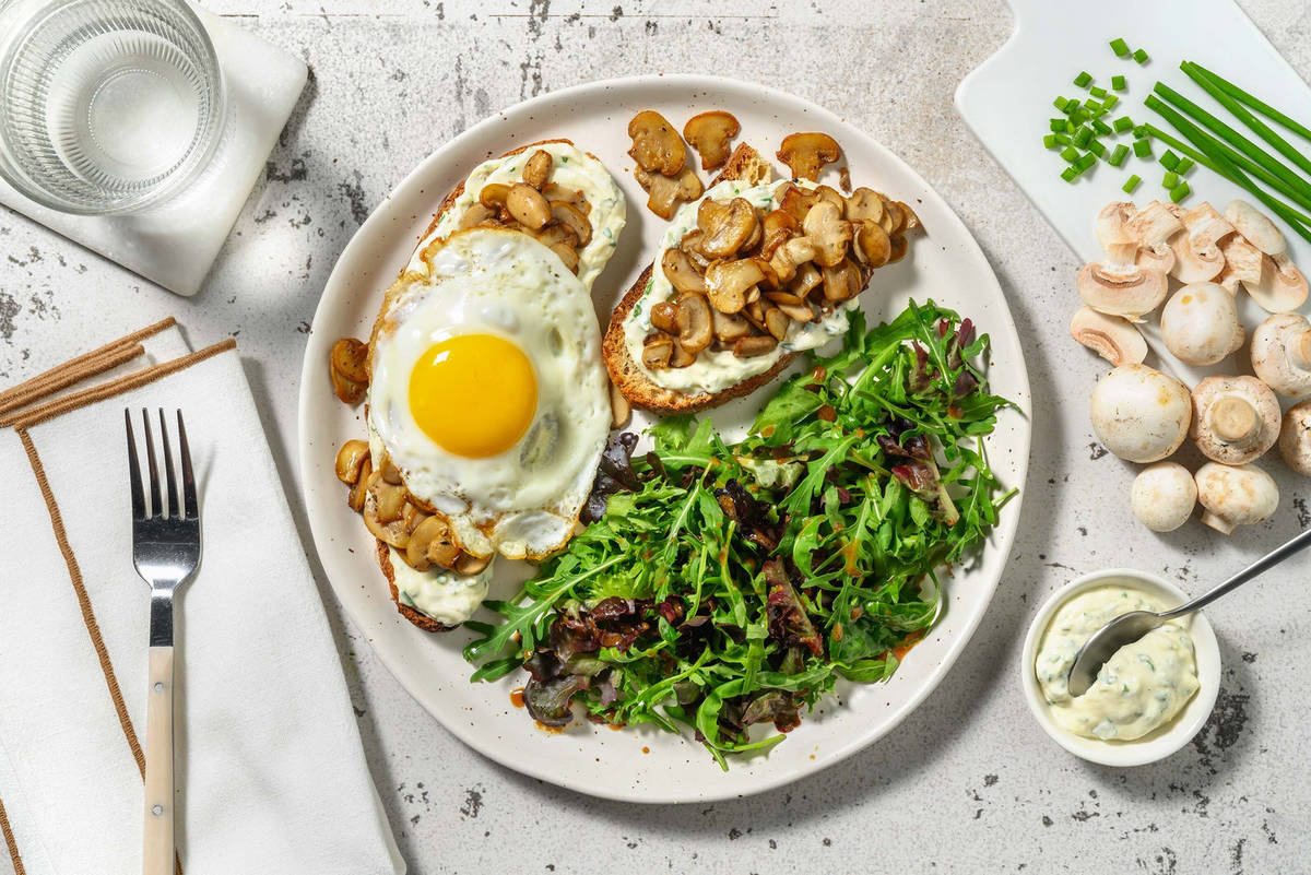 Tartines forestières & mascarpone aux herbes