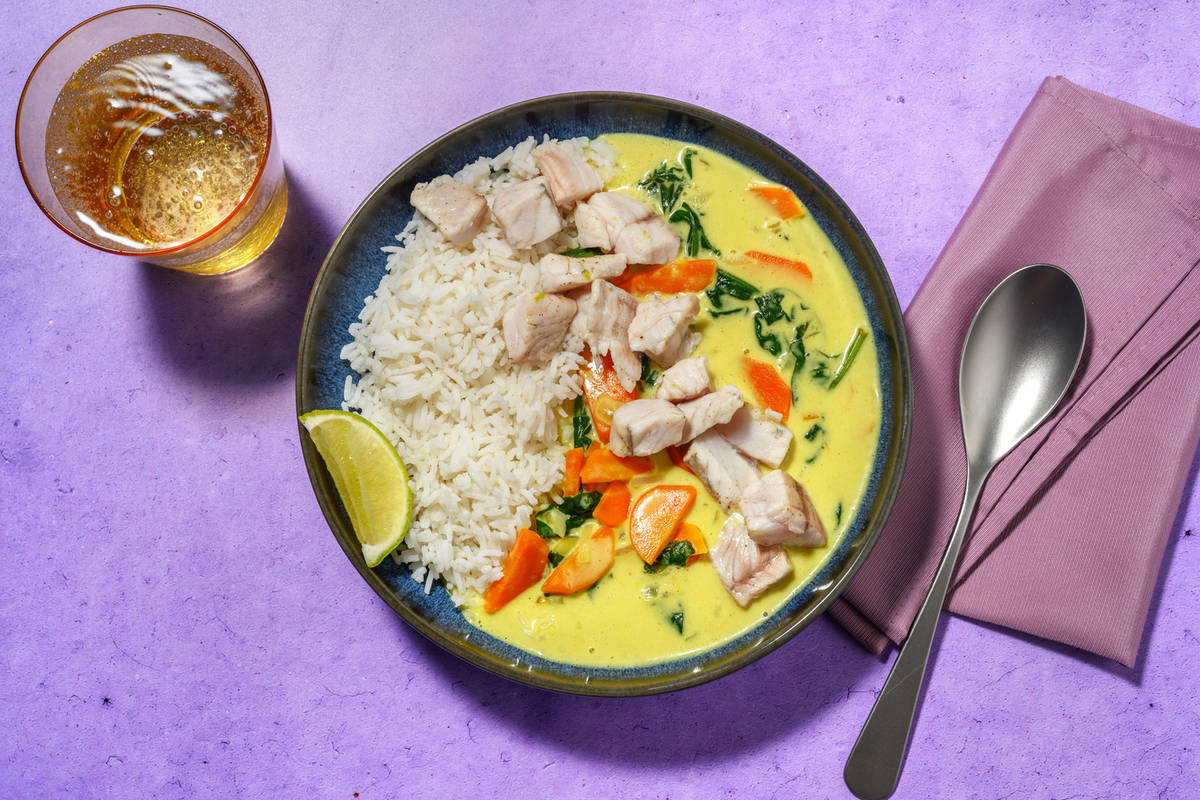 Curry jaune : lieu, épinards & coco