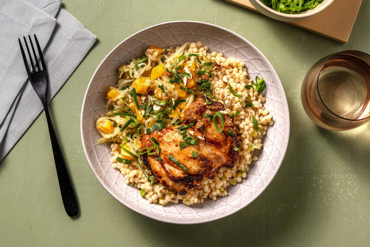 Salade tiède de chou-rave et cuisse de poulet