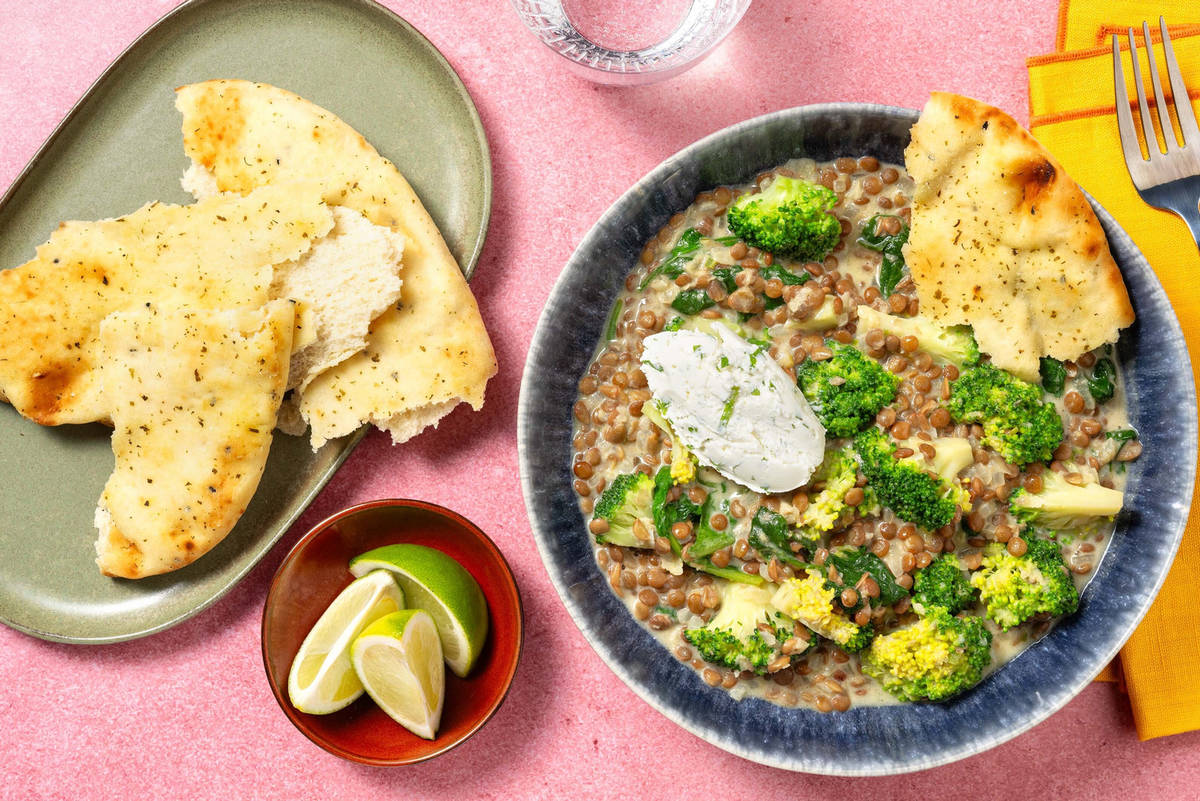 Linzen in kruidige groene currysaus