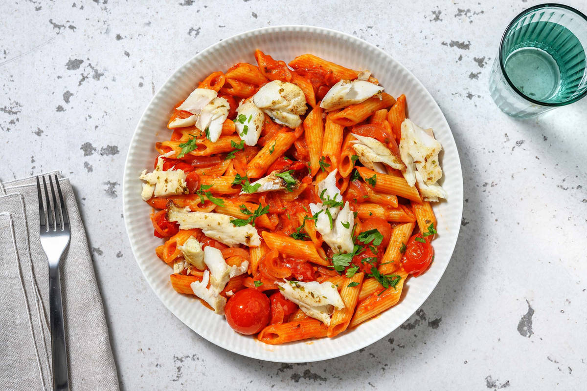 Penne et lieu noir en sauce crémeuse aux tomates cerises et mascarpone