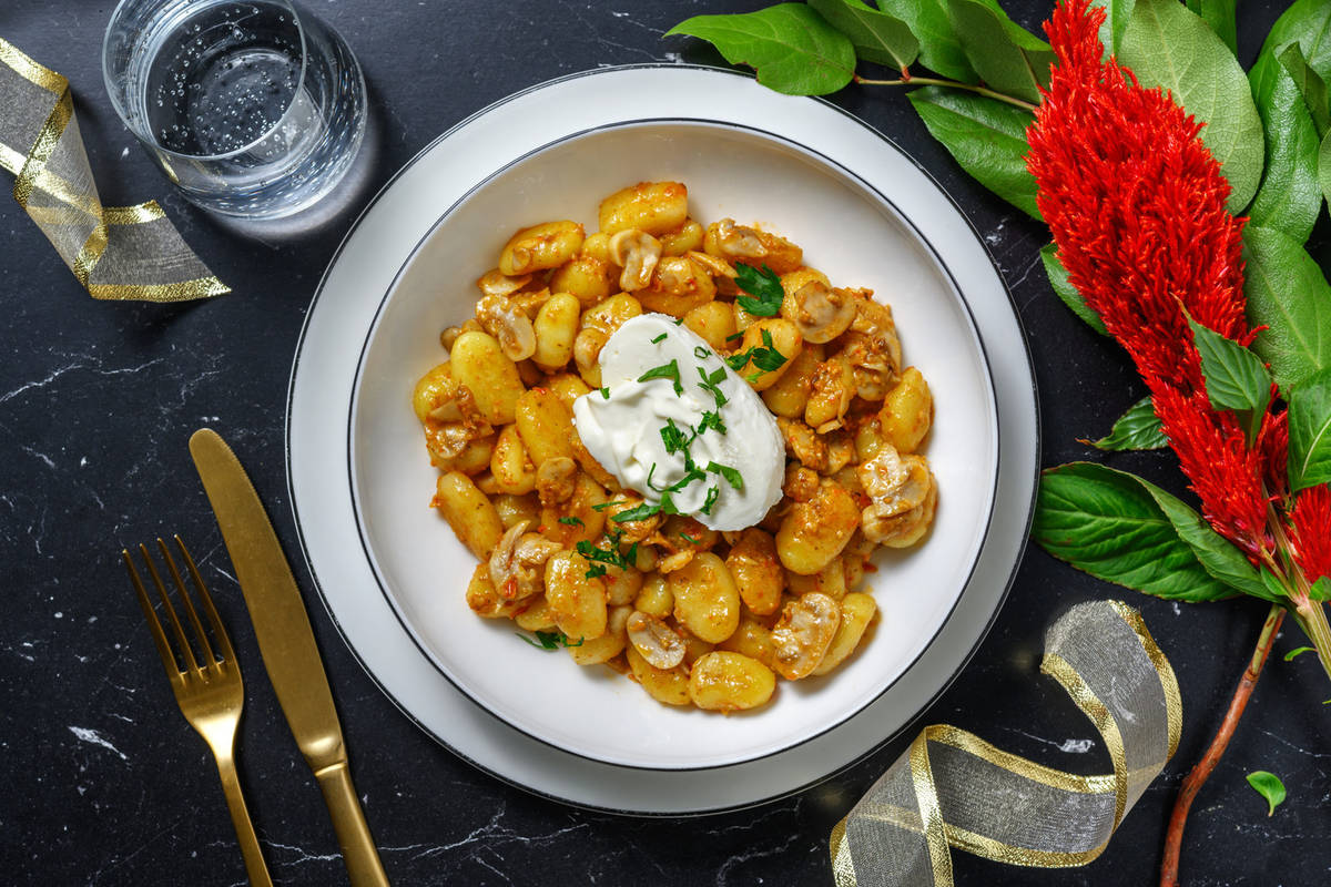 Gnocchi festivi al funghi & burrata