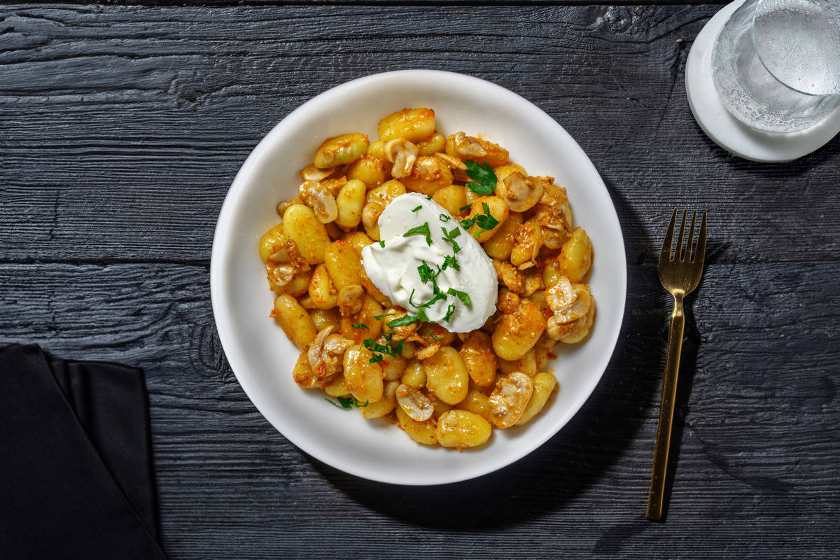 Gnocchi al funghi & burrata