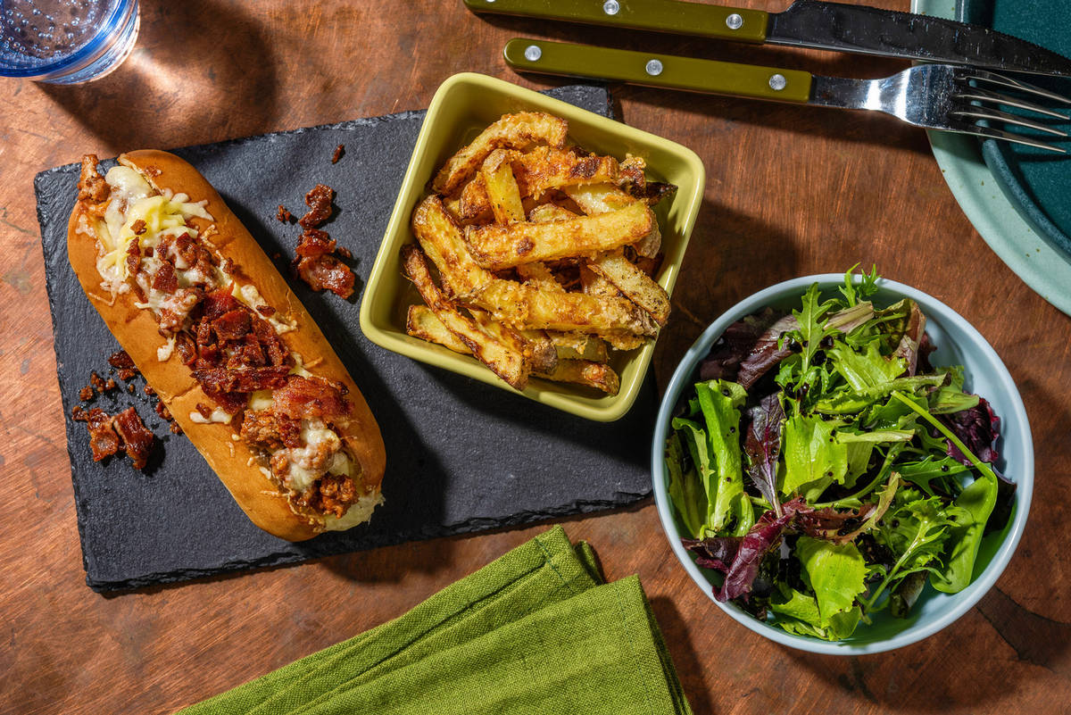 Cajun Spiced Beef Chilli in a Brioche Bun