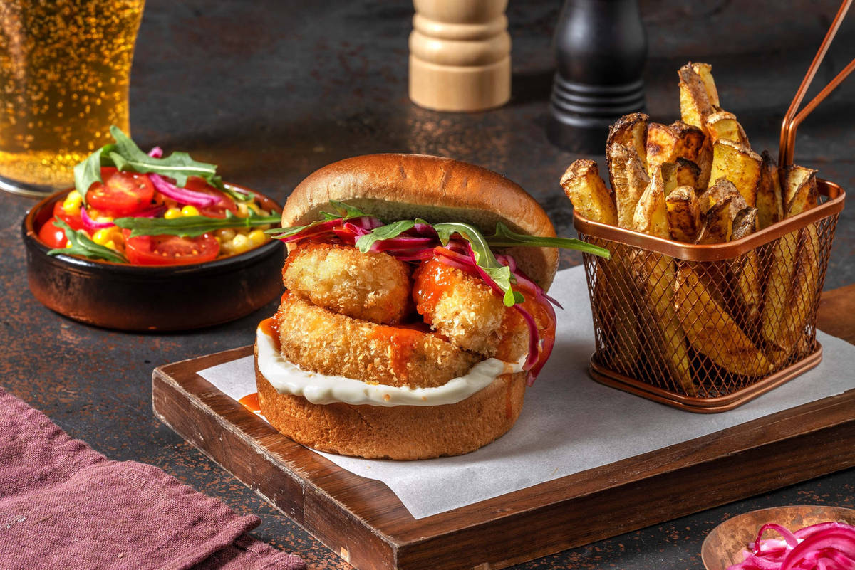 Crispy Buffalo Halloumi Burger