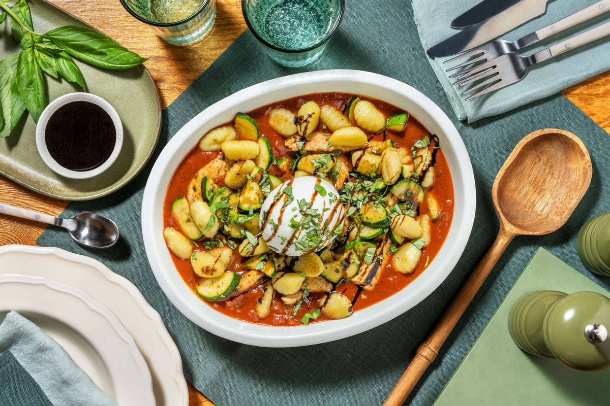 Gnocchi avec filet de poulet mariné et burrata