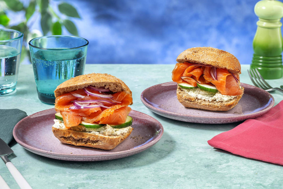 Koudgerookte zalm sandwich