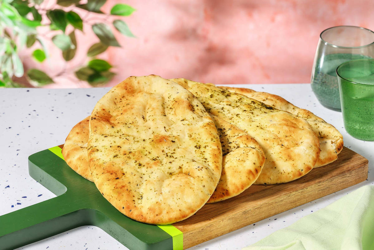 Wit tarwe naanbrood knoflook & kruiden