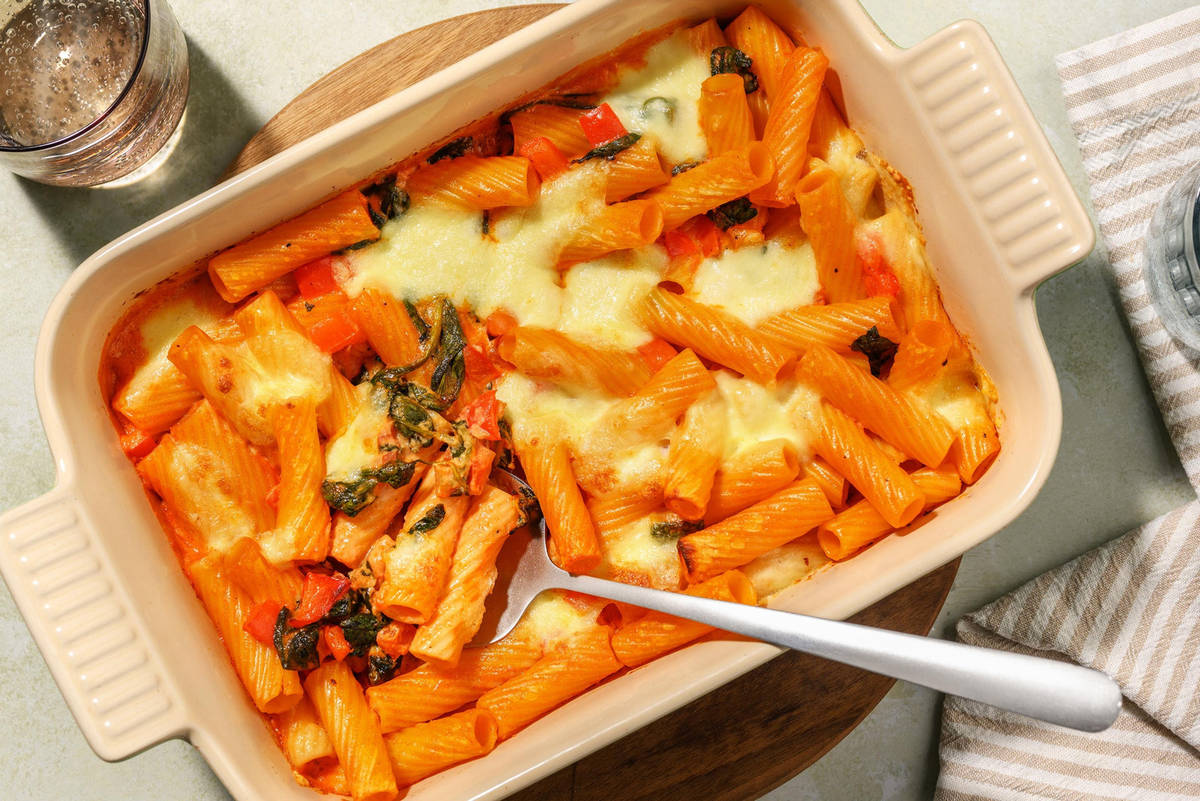 Harissakrydret pastagratin