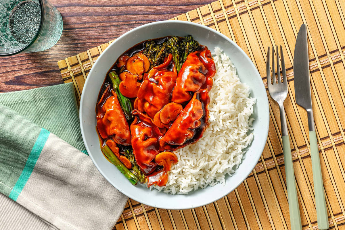 Sweet and Sticky Chicken Gyozas 