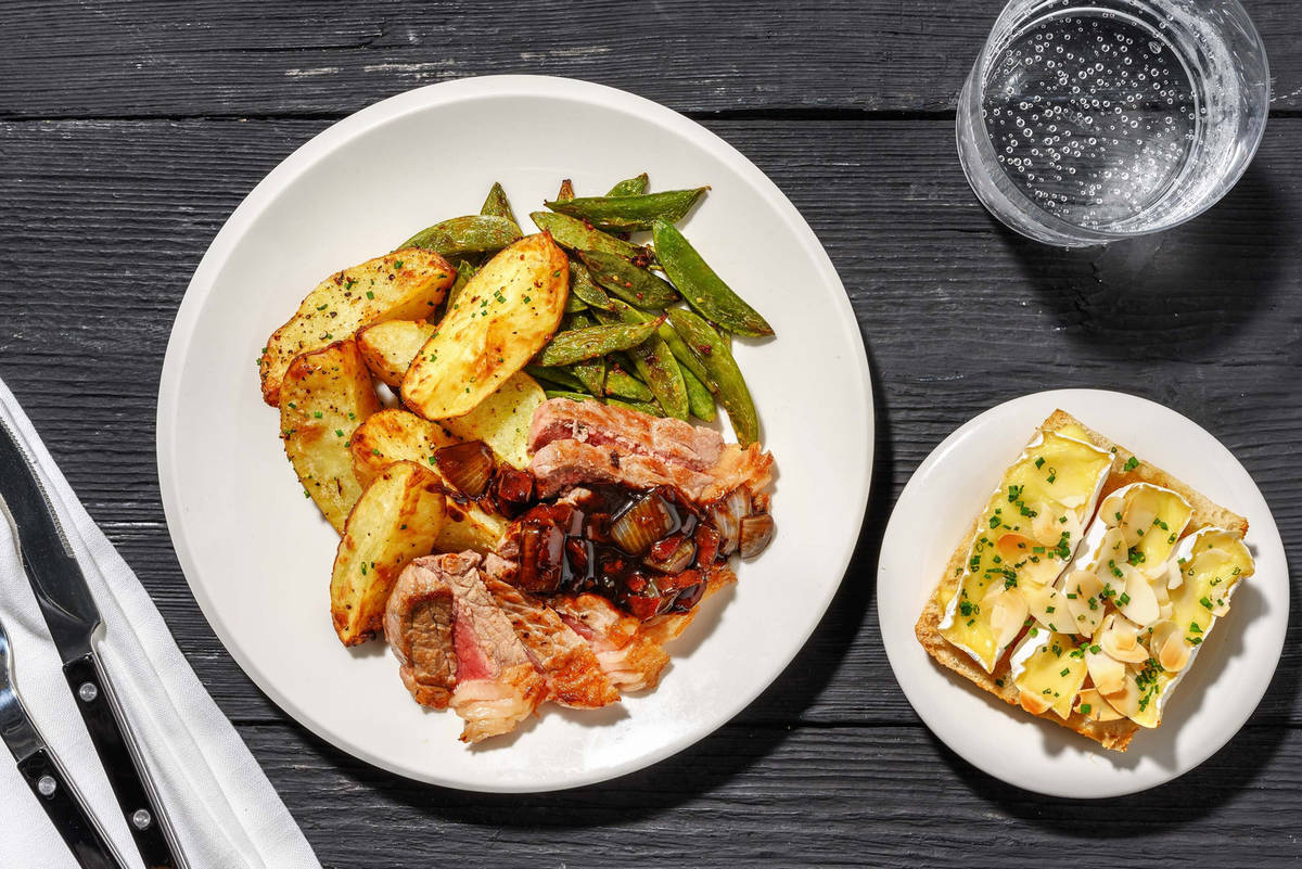Steak and Balsamic Sauce with Brie Appetizers