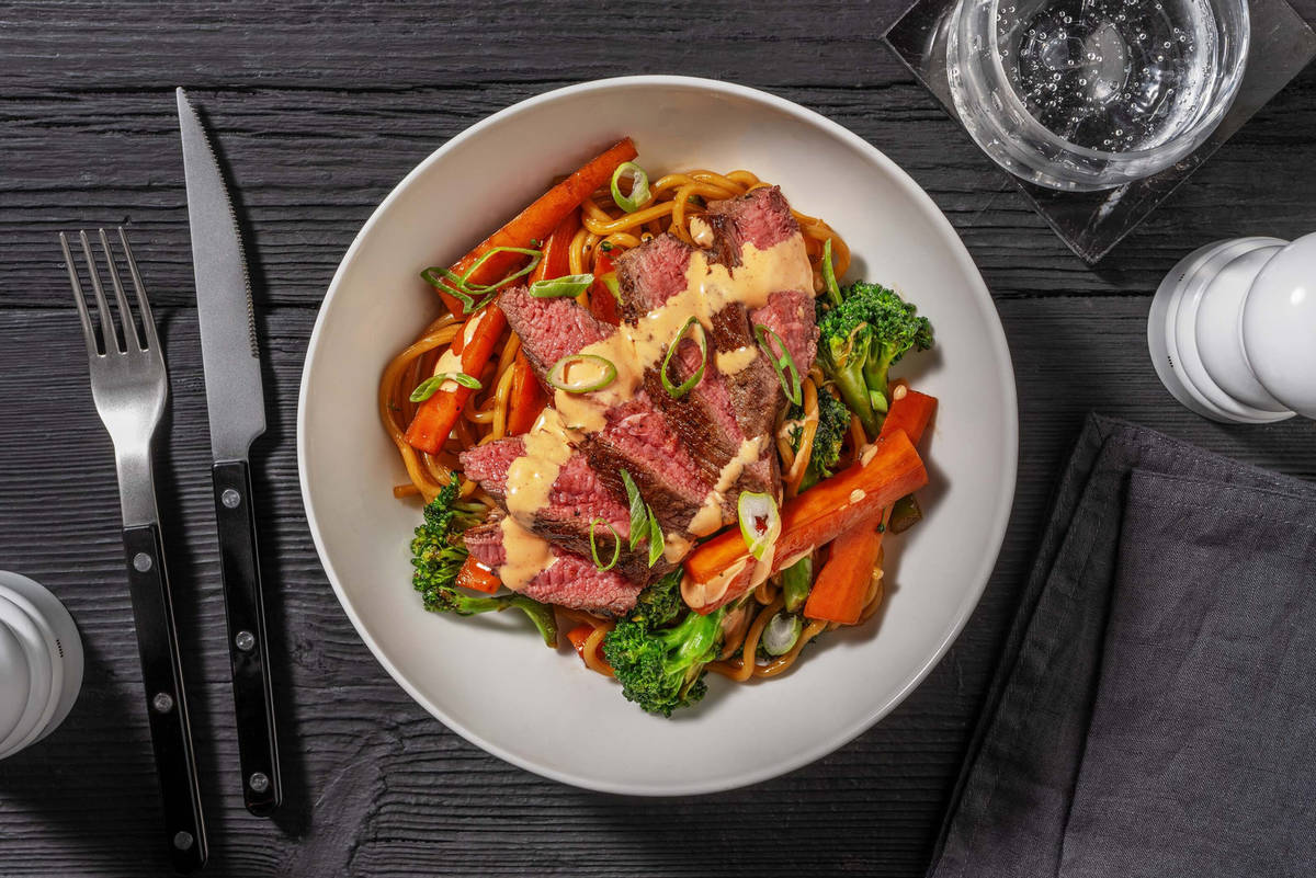 Nouilles Ramen savoureuses au steak