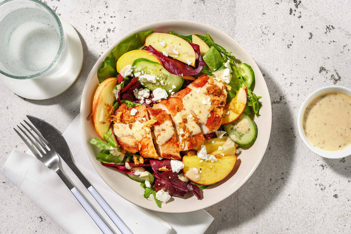 Smart Summery Salad with Pork Tenderloin 