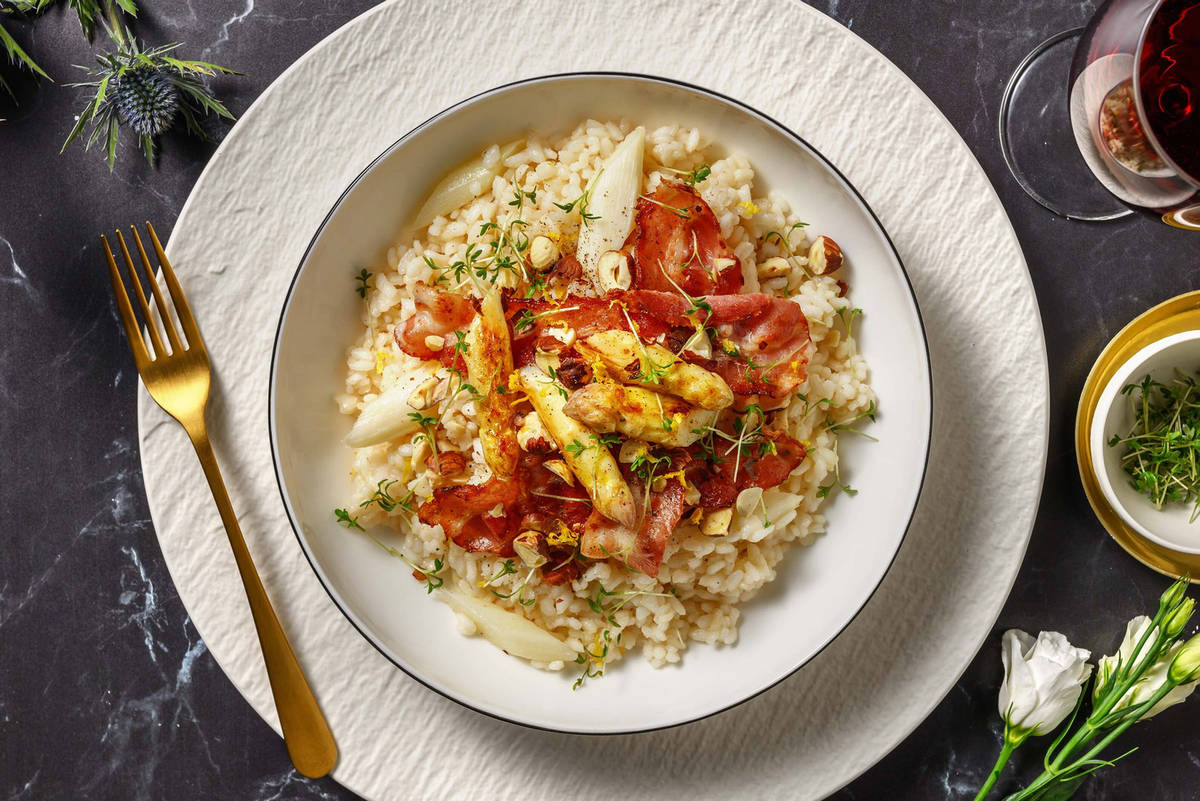 Risotto mit weißem Spargel und Bacon