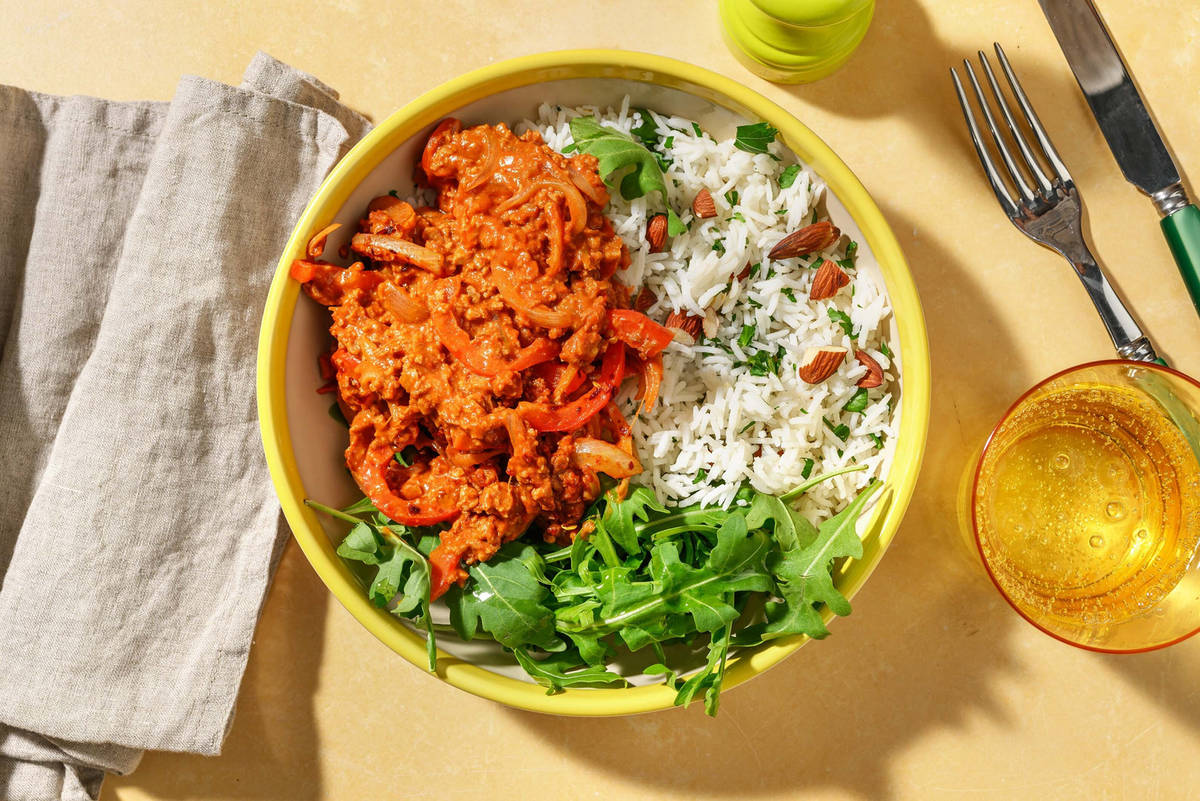 Spanskinspirerad ragu på vegofärs och romescosås