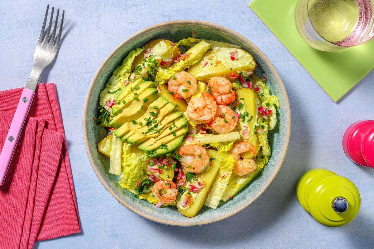 Salade de pommes de terre garnie de crevettes & avocat