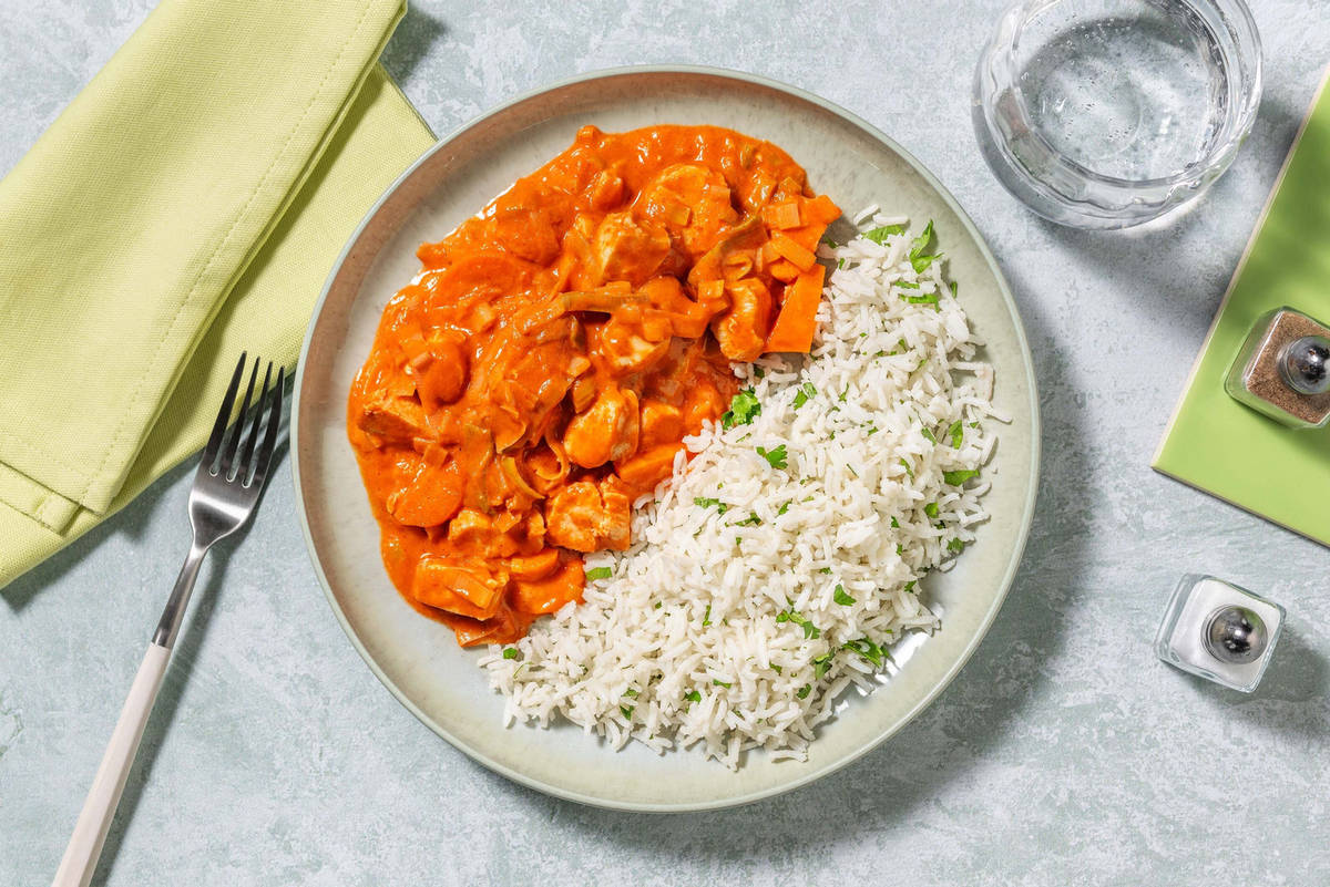 Hähnchengeschnetzeltes in Tomaten-Sahnesoße
