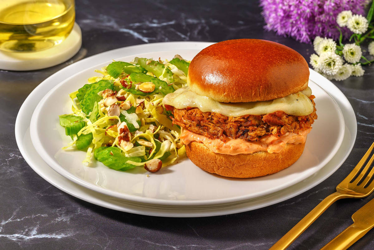 Burger pulled pork e formaggio affumicato