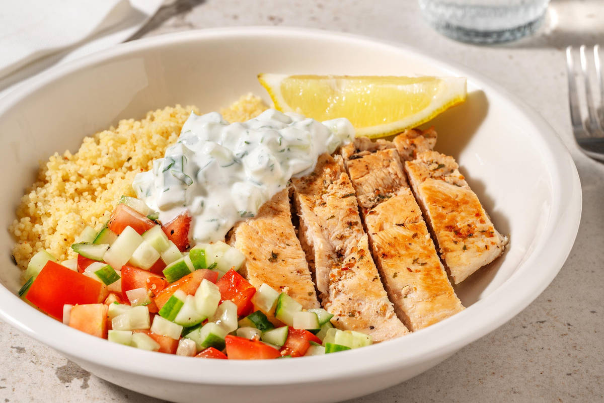 Souflaki-Schweinefilet auf Couscous