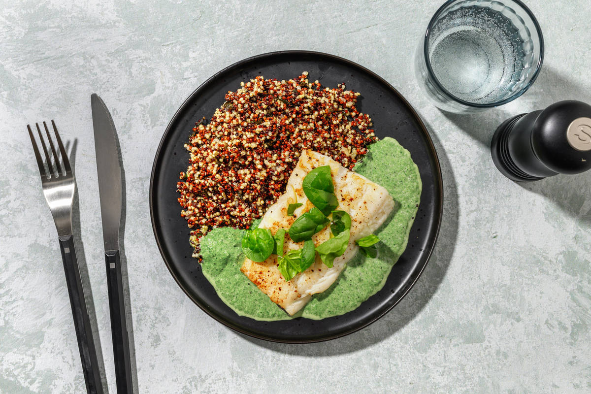 Merluza con salsa de espinacas y menta