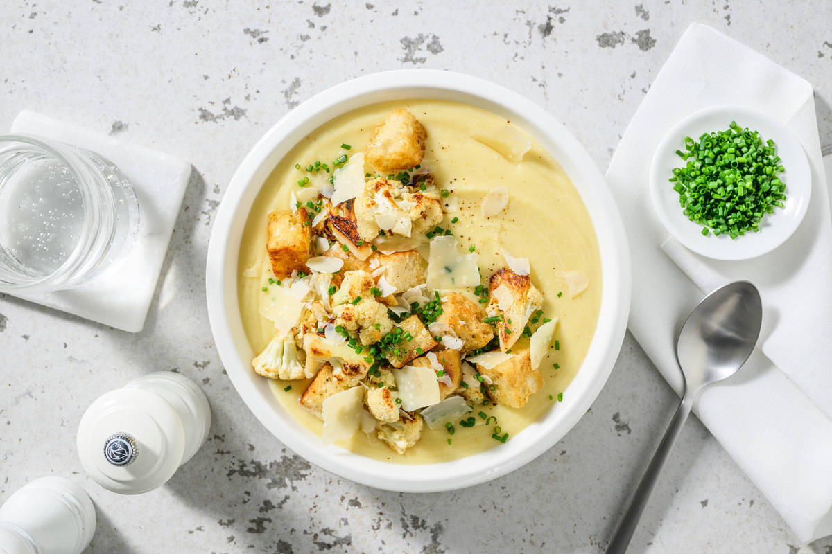 Velouté de chou-fleur & parmesan AOP