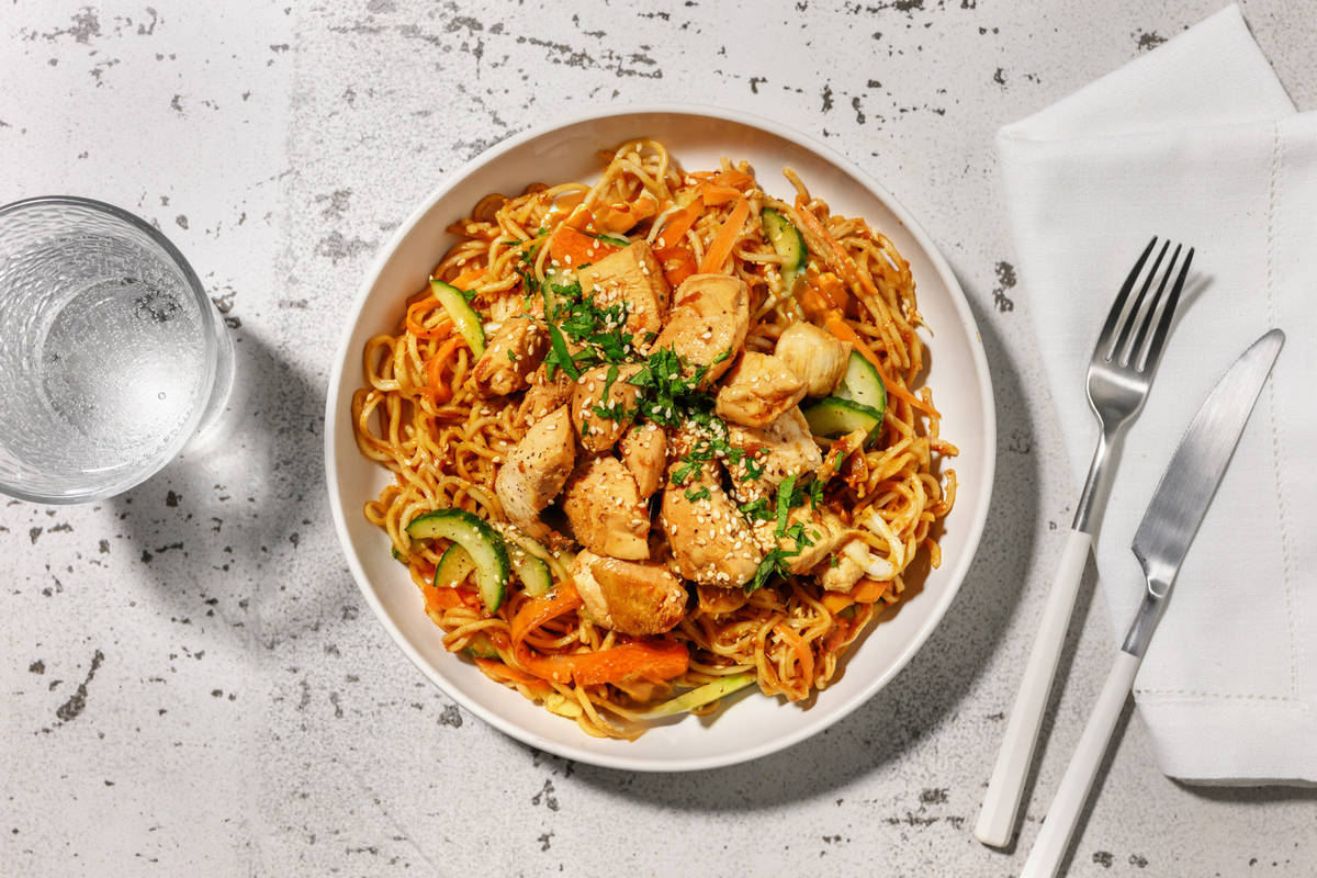 La Fraîche : poulet, crudités & sauce satay