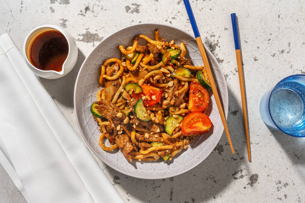 La Végé : Salade thaï aux émincés veggie & udon