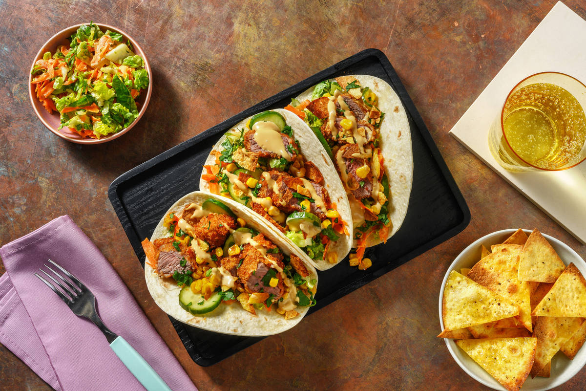 Tacos asiáticos de ternera frita con totopos caseros