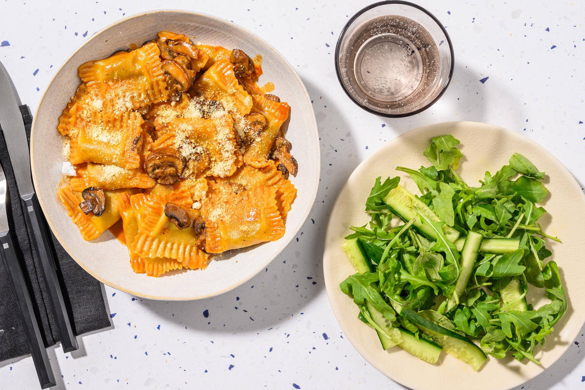 Creamy Gochujang Chicken Spinach & Ricotta Ravioli
