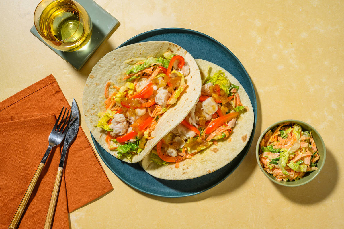 Tacos de lieu, mayo & chutney d'oignons