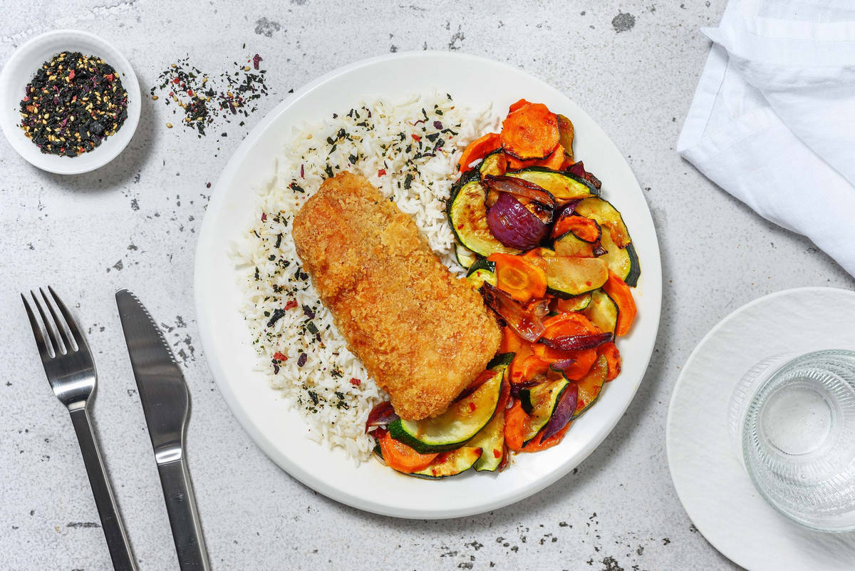 Gepaneerde pangasiusfilet met sticky soja-groenten