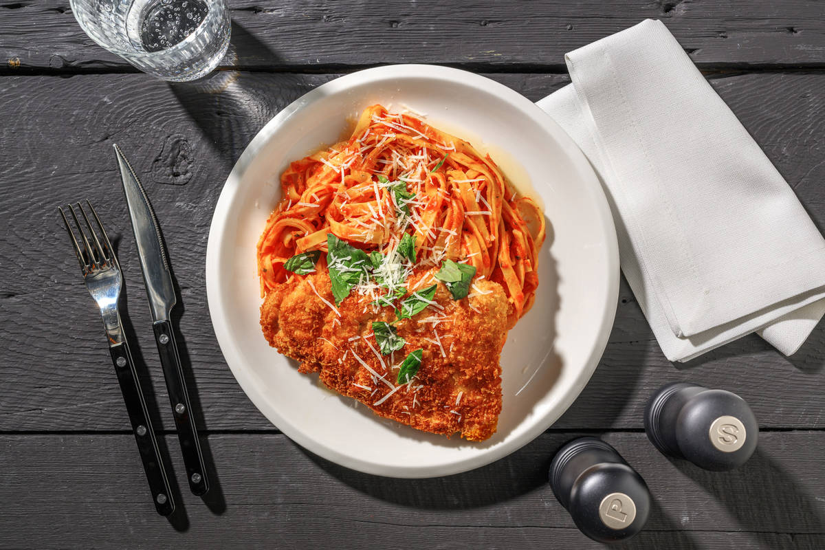 Poulet parmigiana gratiné & tagliatelle