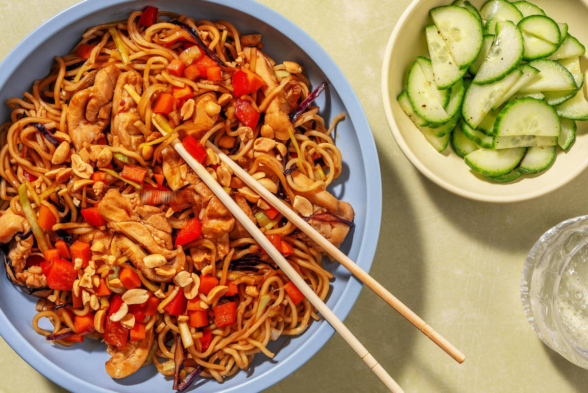 Stir-fry met teriyaki kip en noedels