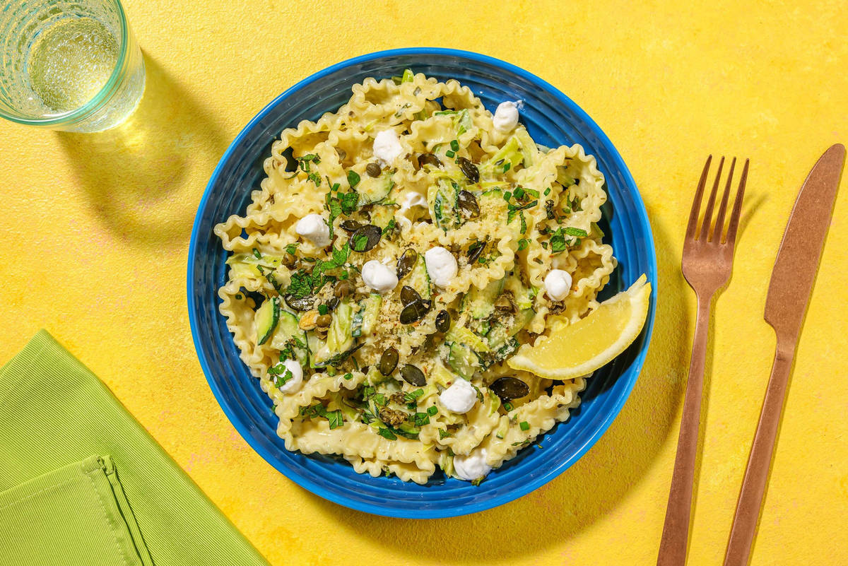 Romige mafaldine met honing-geitenkaas