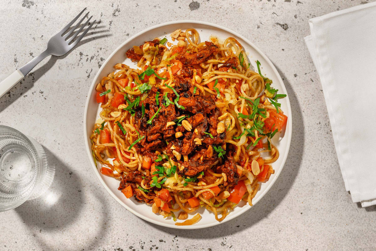 Noedels met vegetarische runderstukjes