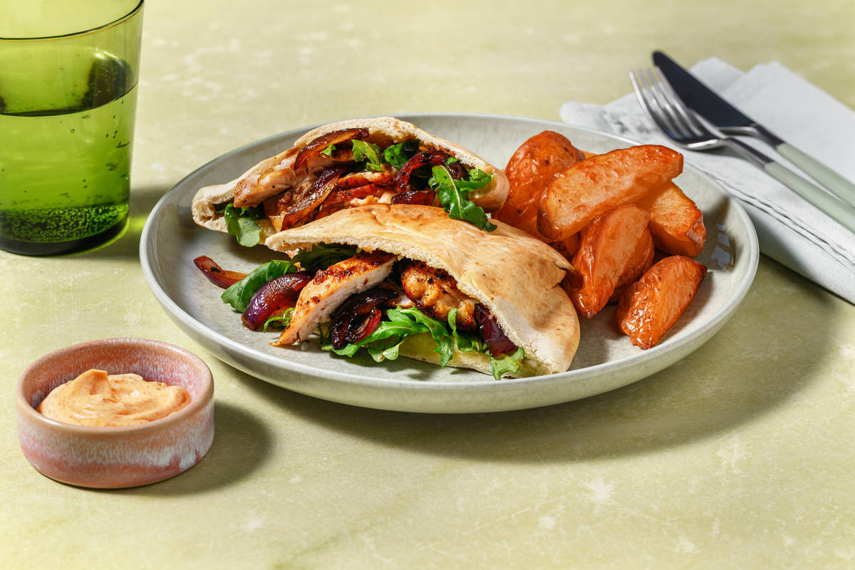 Peri-Peri Plant-Based Crumbed Chick'n & Caramelised Onion Pita