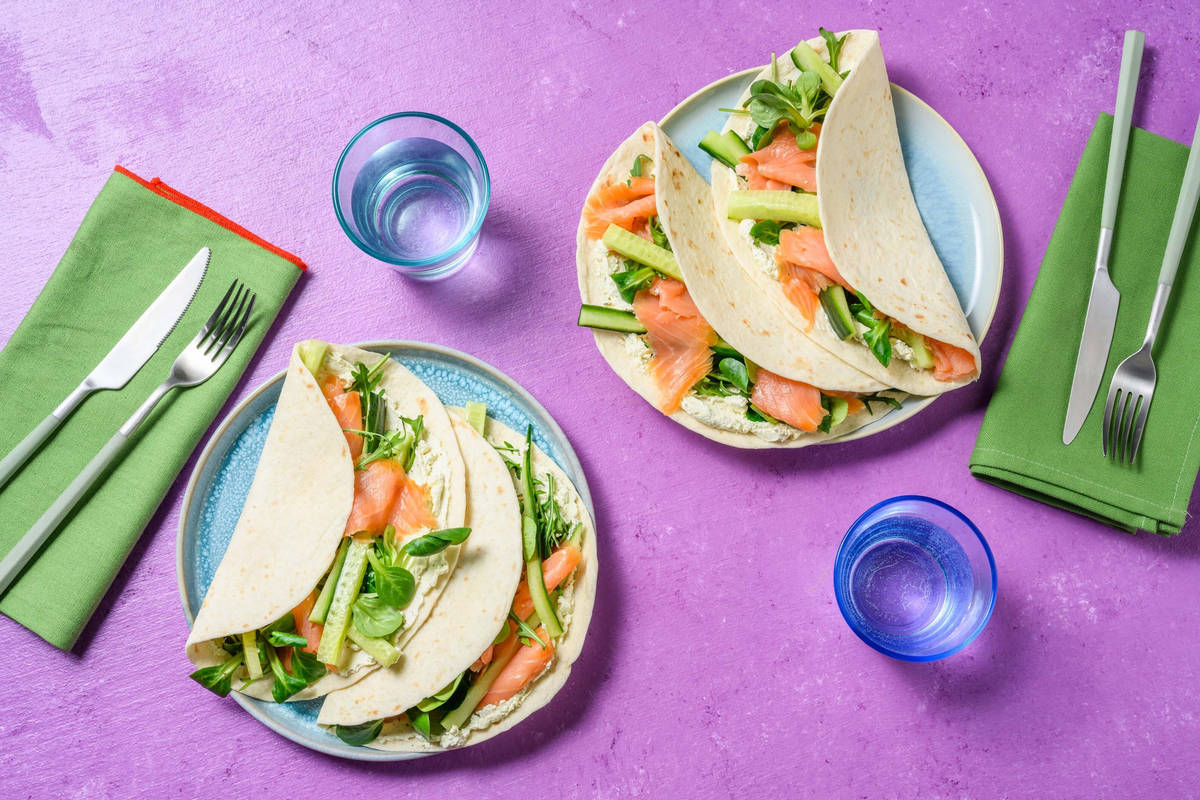Wrap met gerookte zalm en kruidenroomkaas