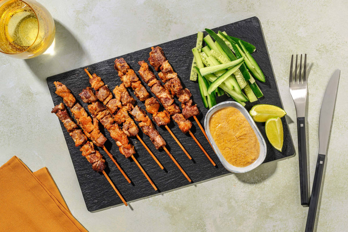 Spiedini di suino e salsa satay alle arachidi