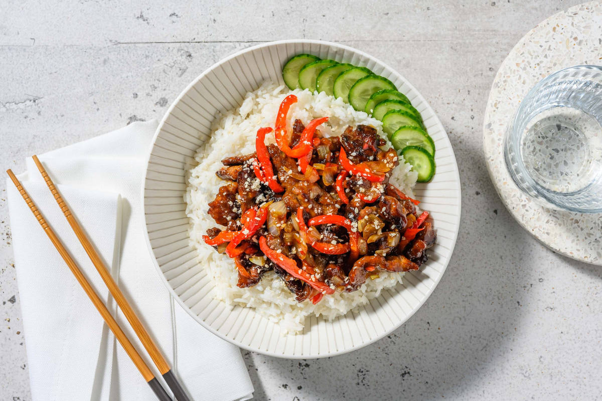 Biefstukreepjes in zwarte-bonensaus